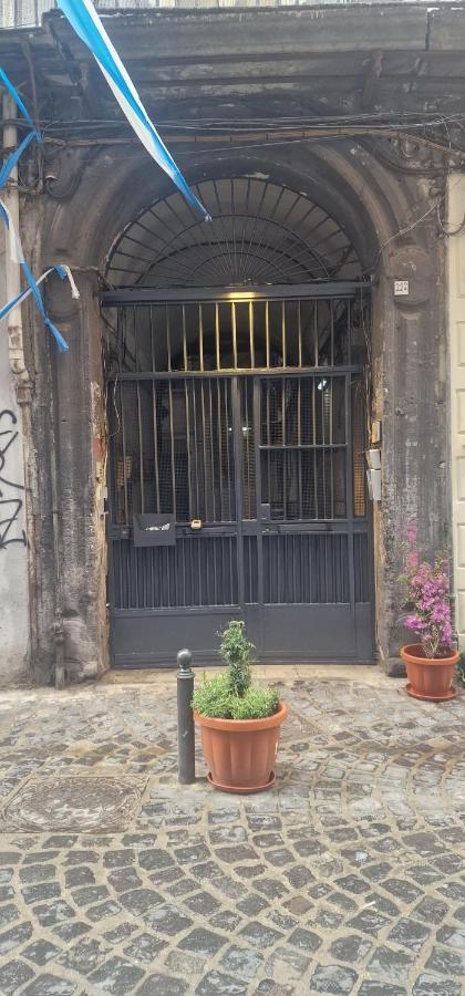Tribunali Platamon Νάπολη Εξωτερικό φωτογραφία